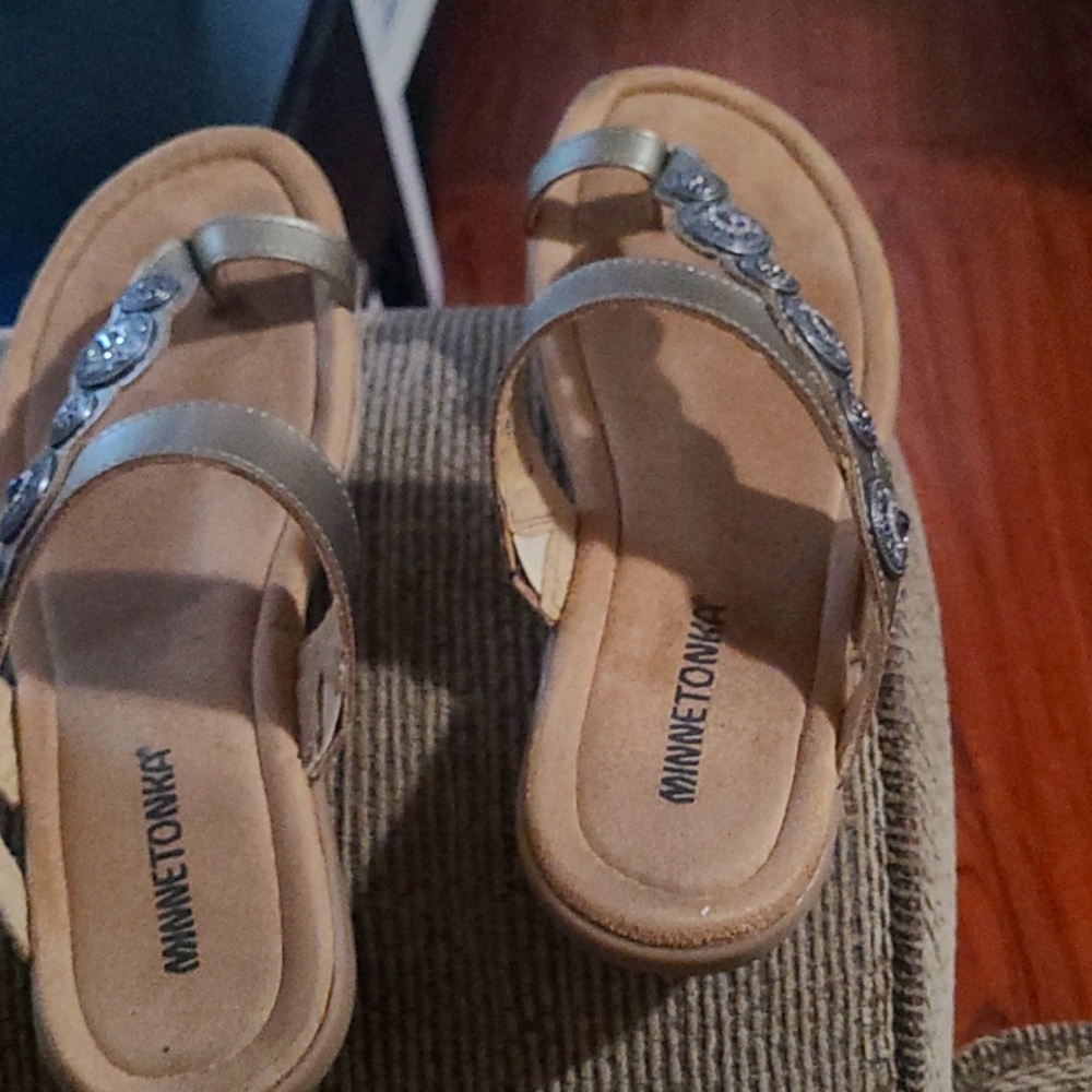 Toe Sandals